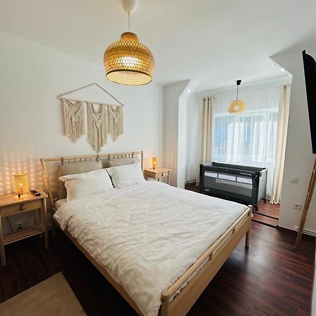 Delis Apartment Sinaia Bagian luar foto